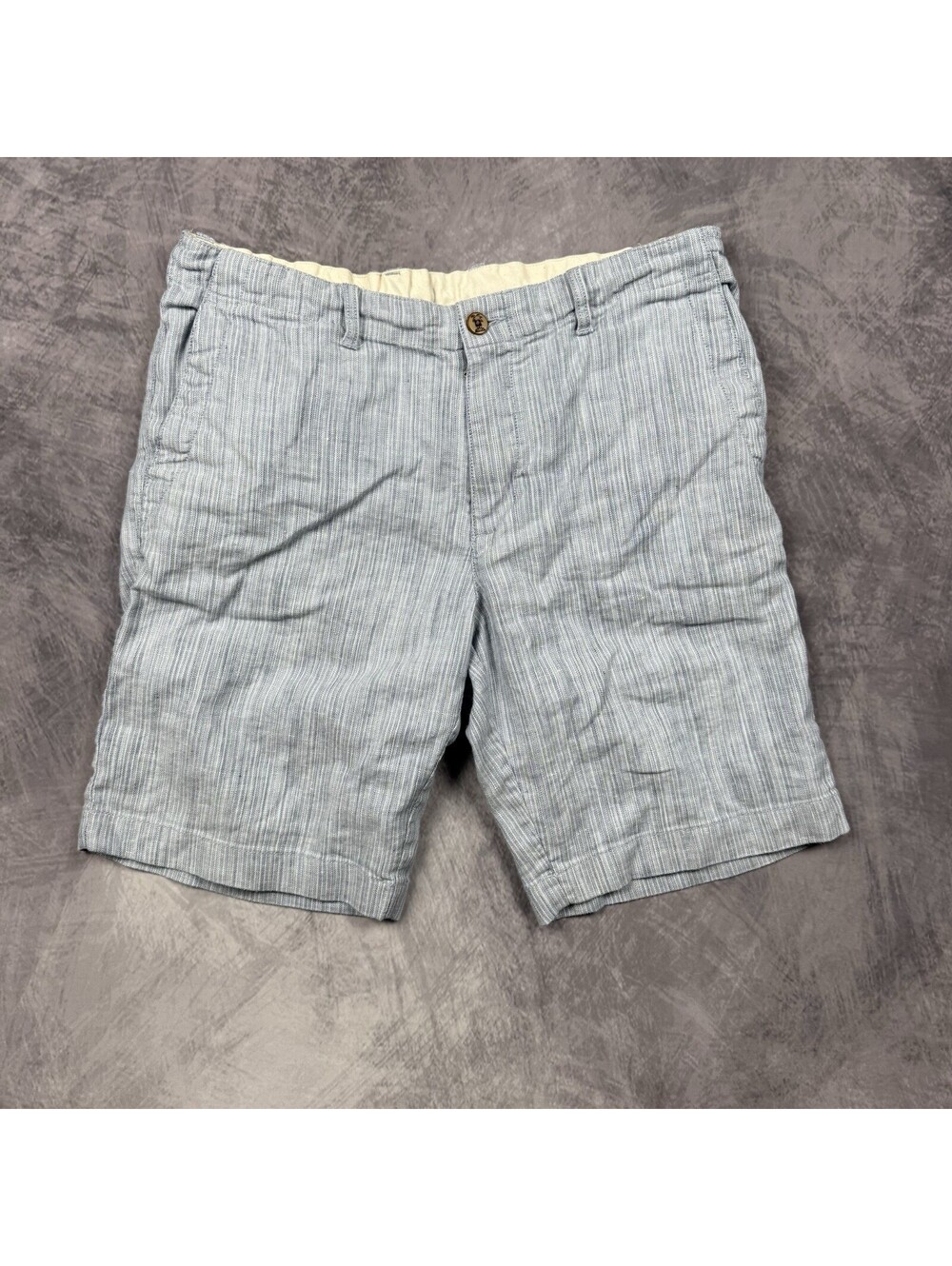 Tommy Bahama Men's Size Large 10” Blue Linen Blend Chino Shorts